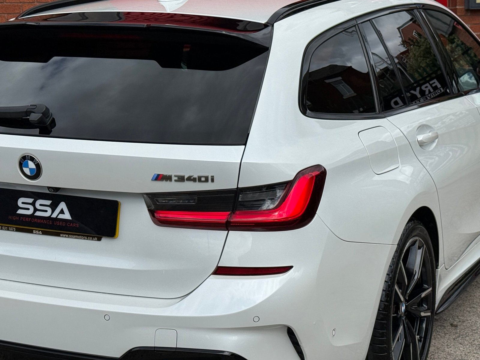 2020 BMW M340i M Sport Touring *TECH PACK – WIRELESS CHARGING – LOADED* Auto