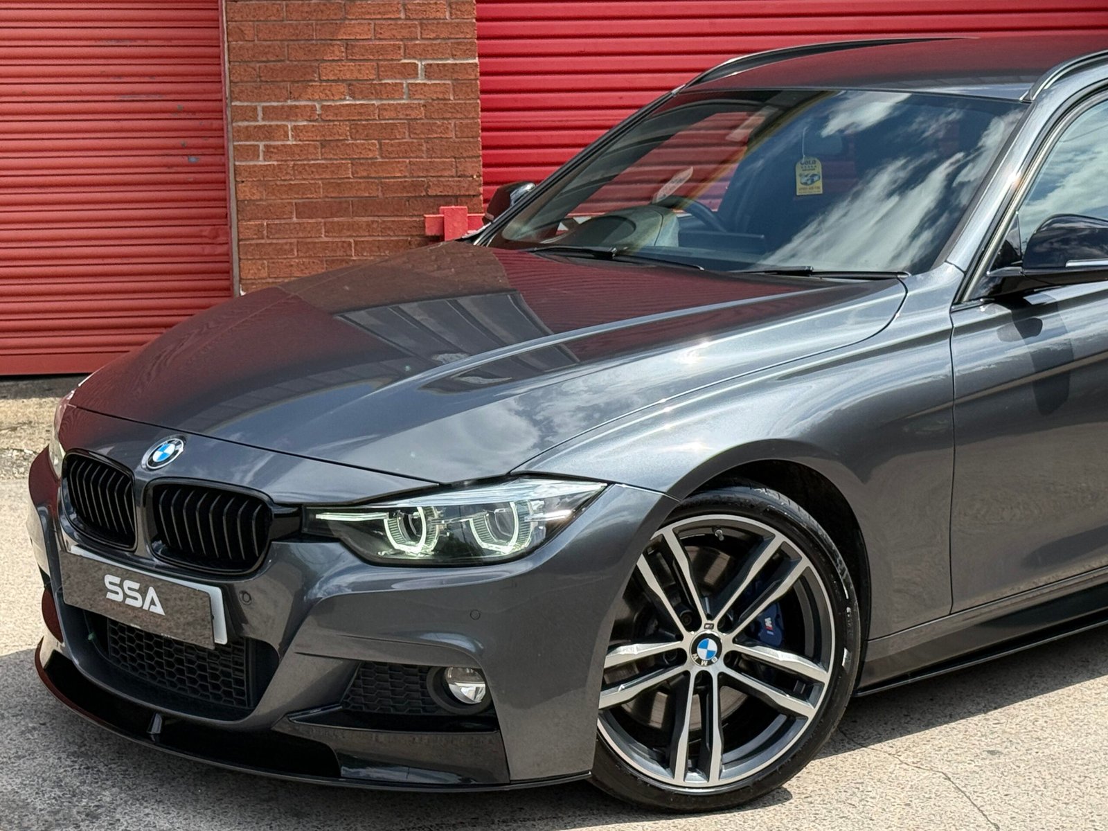 2019 BMW 330d M Sport Shadow Edition Touring *PRONAV-HK SOUND-M SPORT PLUS* Auto