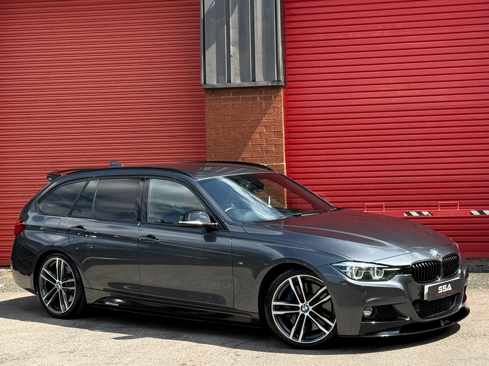 2019 BMW 330d M Sport Shadow Edition Touring *PRONAV-HK SOUND-M SPORT PLUS* Auto