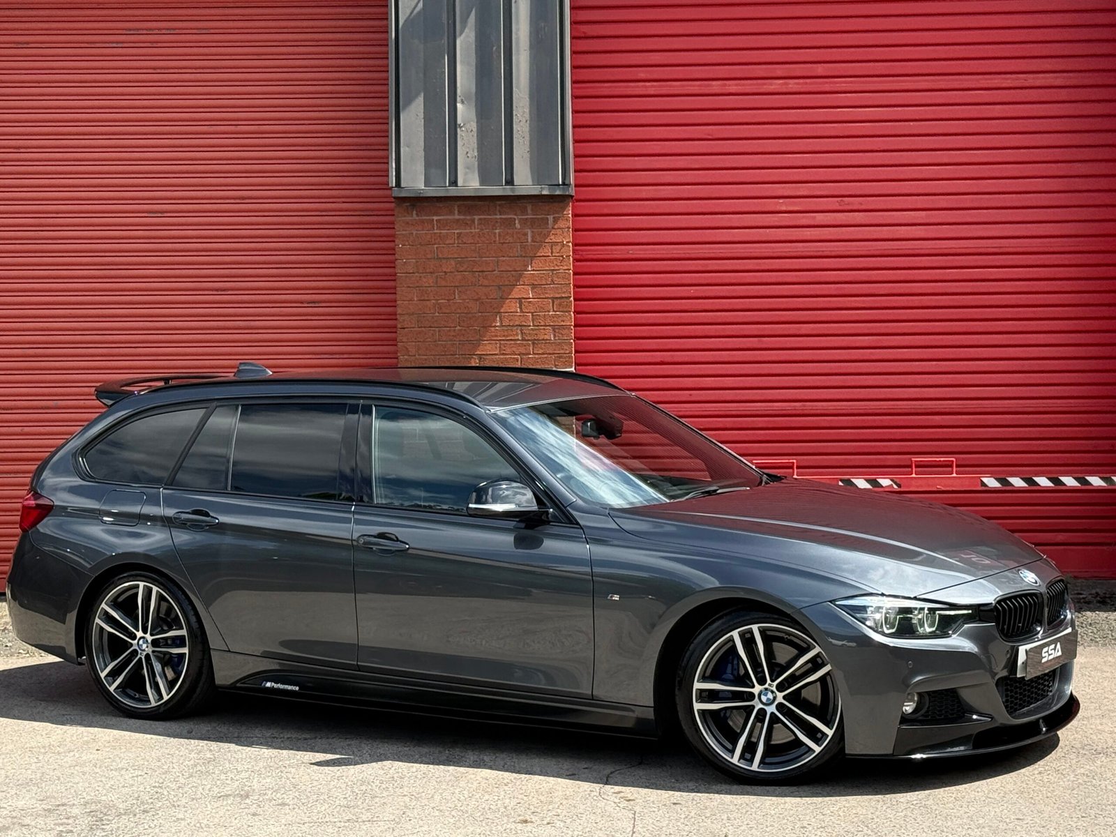 2019 BMW 330d M Sport Shadow Edition Touring *PRONAV-HK SOUND-M SPORT PLUS* Auto